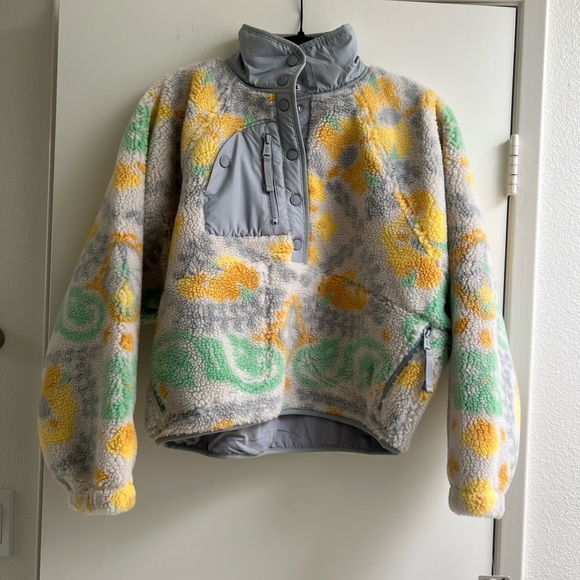 FP Movement by Free People Jackets & Blazers - NWT free people hit the slopes printed fleece pullover lily pad combo